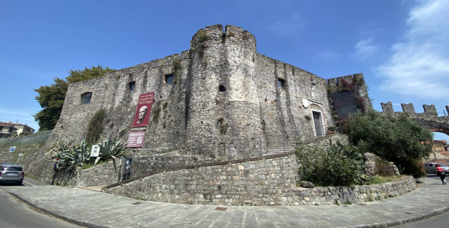 Case vacanza Cinque Terre e Non Solo - Il Castello di San Giorgio a La Spezia